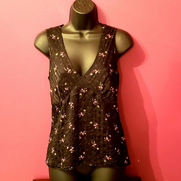 Banana Republic Tops - Banana Republic Tank | Size: 6